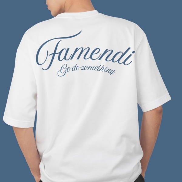 Black and White Creative Typography T-shirt Instagram Post Famendi longsleeve wit met navy blue